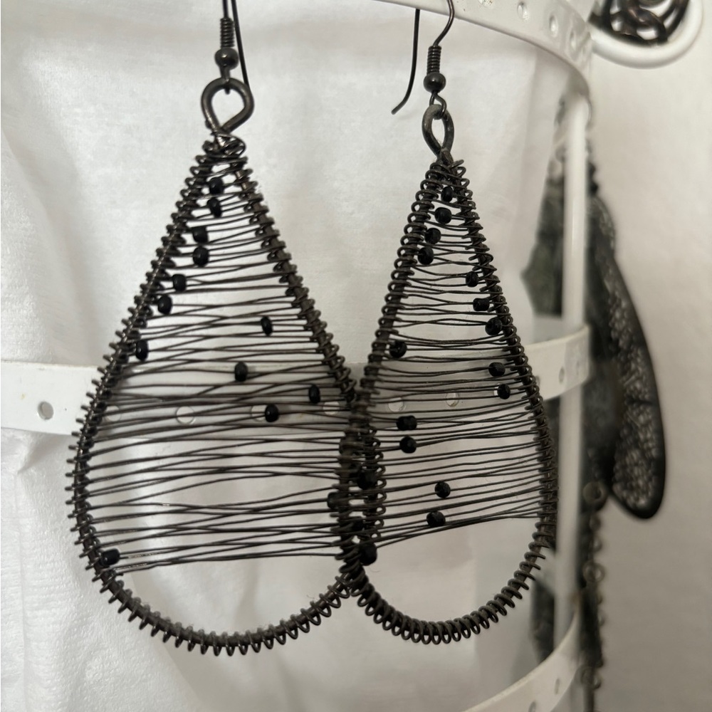 Black Teardrop Earrings